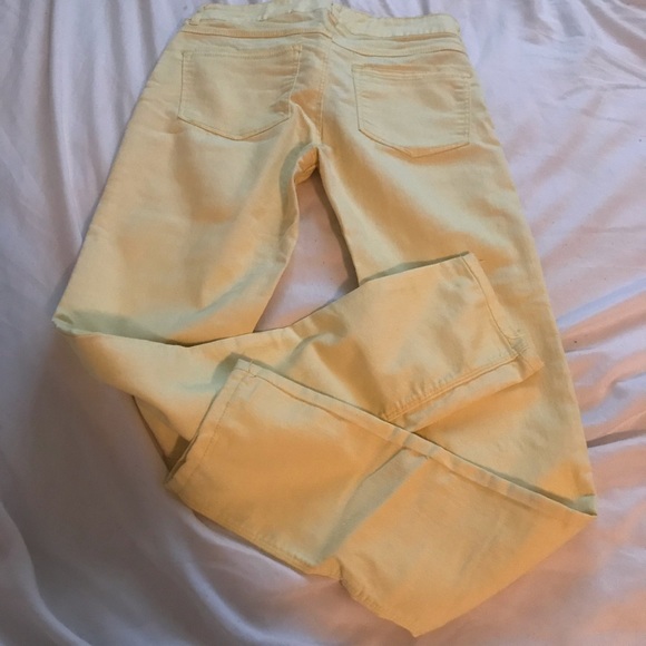 Yellow pants - Picture 2 of 2